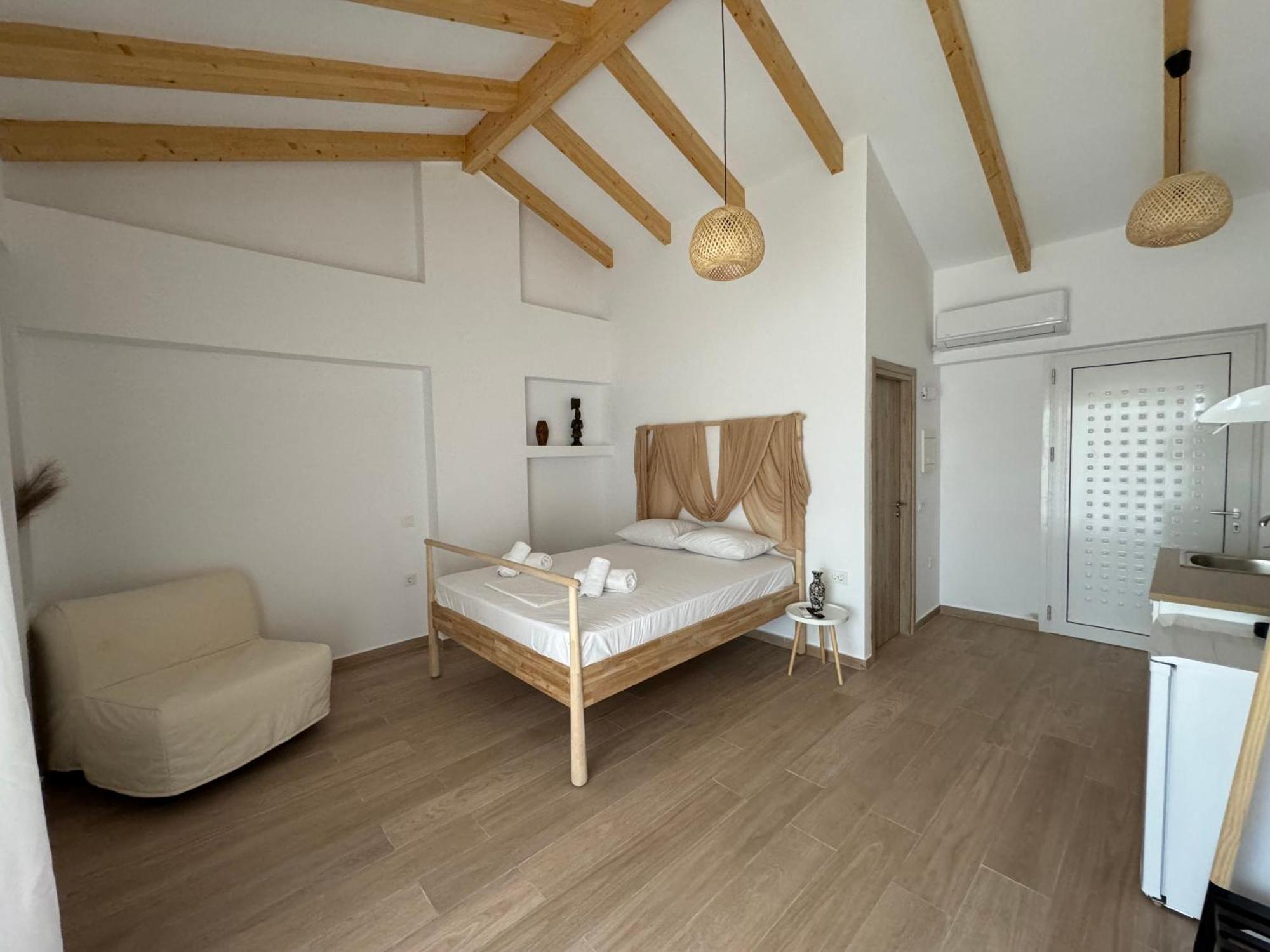 Nikludin Suites & Studios 라가나스 외부 사진